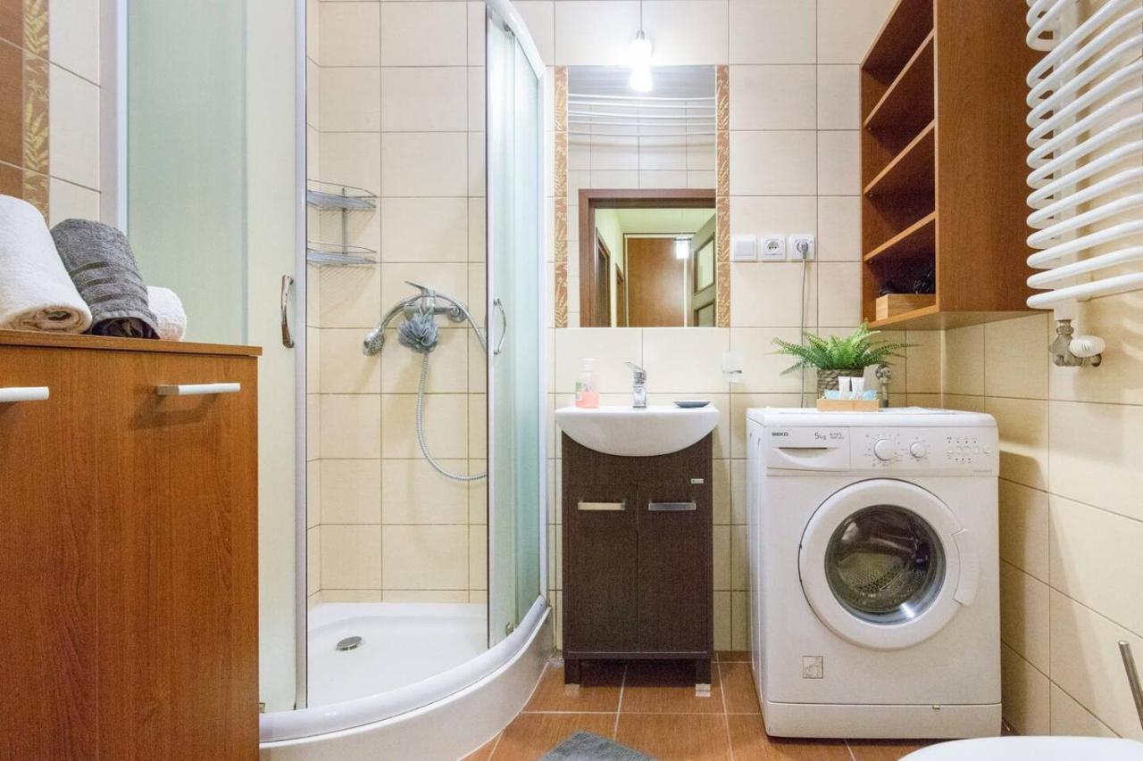 Przytulny Z Parkingiem Blisko Tauron Areny Apartmán *